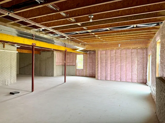 $660,000 | W255-s5377 Primrose Lane, Waukesha, WI 53189