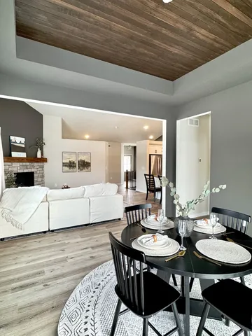 $660,000 | W255-s5377 Primrose Lane, Waukesha, WI 53189