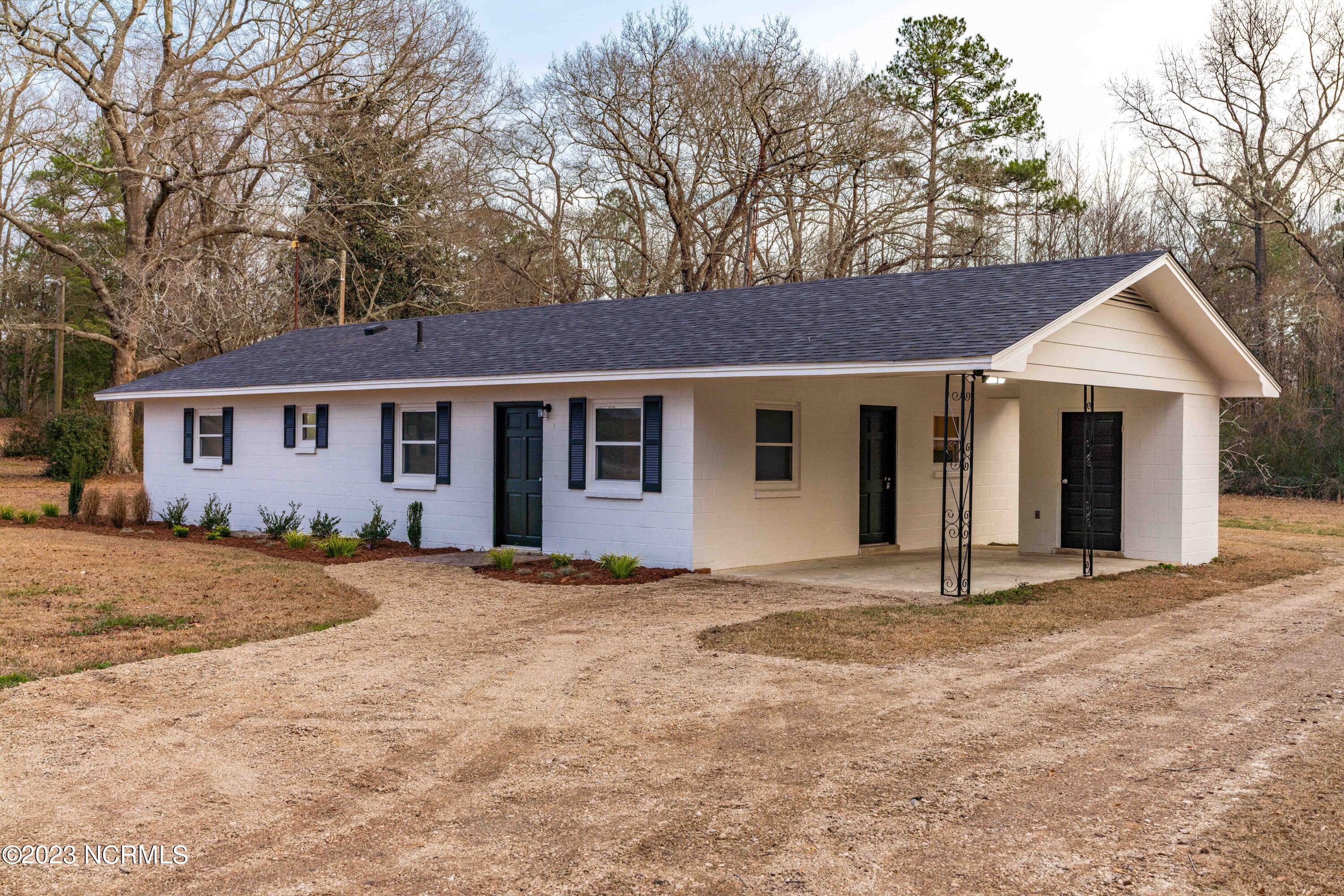 533 Butler Island Road Roseboro, NC 28382 - Photo 1 of 14 Front