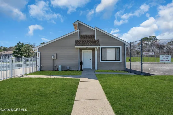 $364,000 | 515 Sandra Place, Brick, NJ 08724