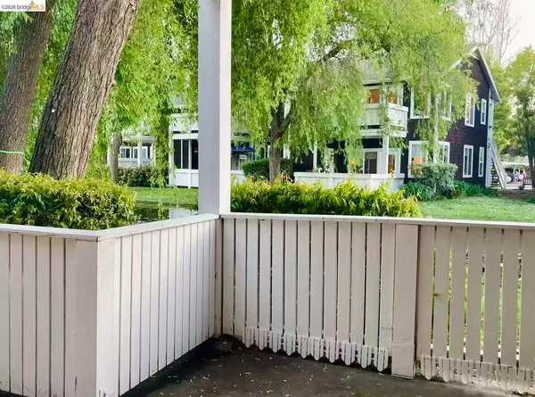 $379,000 | 79 Marina Lakes Drive, Richmond, CA 94804