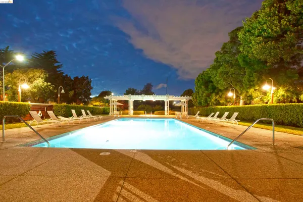 $379,000 | 79 Marina Lakes Drive, Richmond, CA 94804