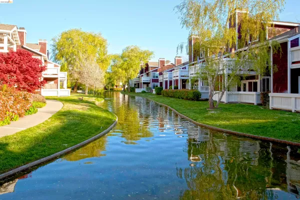 $379,000 | 79 Marina Lakes Drive, Richmond, CA 94804