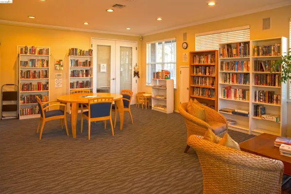 $379,000 | 79 Marina Lakes Drive, Richmond, CA 94804