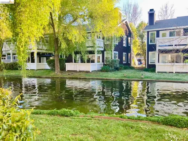 $379,000 | 79 Marina Lakes Drive, Richmond, CA 94804