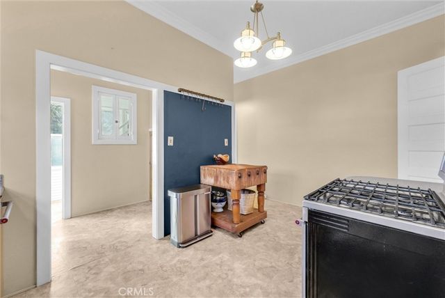 $875,000 | 524 East Arrow Highway, Upland, CA 91786