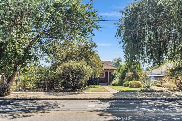 $875,000 | 524 East Arrow Highway, Upland, CA 91786