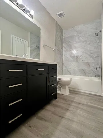 $1,350 | 17112 Carrington Park Drive, Unit 933, Tampa, FL 33647