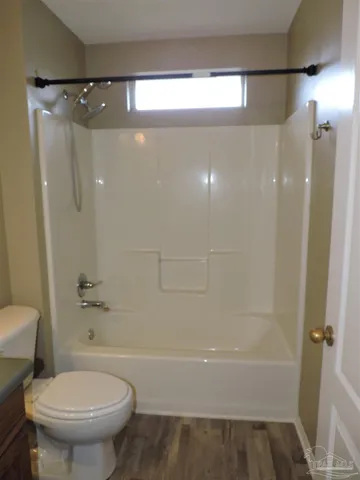 $1,950 | 724 Hanley Downs Drive, Cantonment, FL 32533