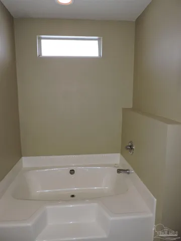 $1,950 | 724 Hanley Downs Drive, Cantonment, FL 32533