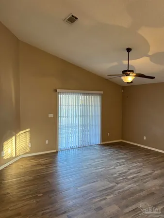 $1,950 | 724 Hanley Downs Drive, Cantonment, FL 32533