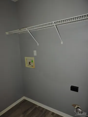 $1,950 | 724 Hanley Downs Drive, Cantonment, FL 32533