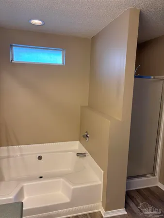 $1,950 | 724 Hanley Downs Drive, Cantonment, FL 32533