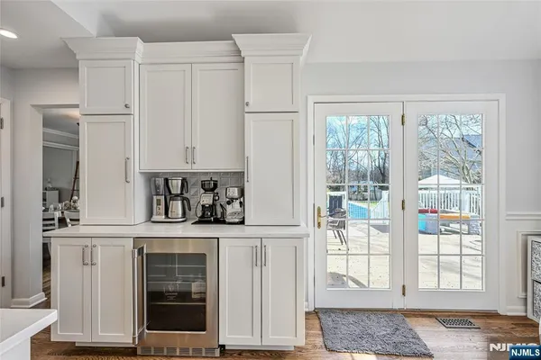 $1,129,999 | 619 Sargent Road, River Vale, NJ 07675