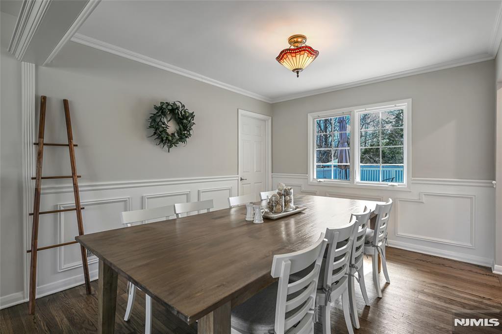 619 Sargent Road River Vale, NJ 07675 - Photo 3 of 14