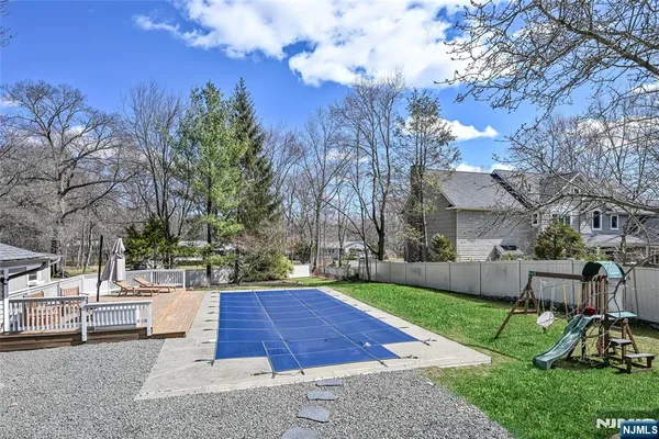 $1,129,999 | 619 Sargent Road, River Vale, NJ 07675