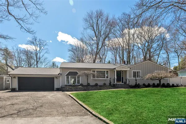 $1,129,999 | 619 Sargent Road, River Vale, NJ 07675