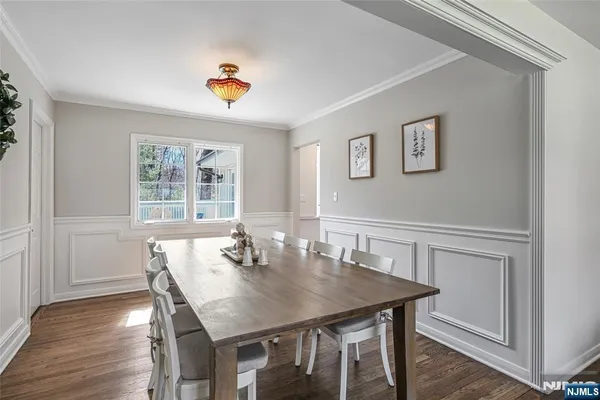 $1,129,999 | 619 Sargent Road, River Vale, NJ 07675