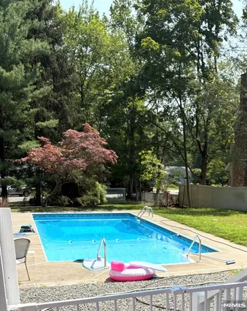 $1,129,999 | 619 Sargent Road, River Vale, NJ 07675