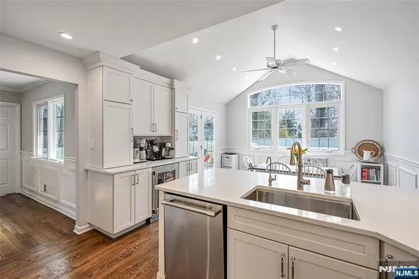 $1,129,999 | 619 Sargent Road, River Vale, NJ 07675