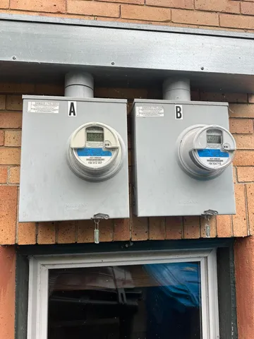 a view of livingroom with furniture