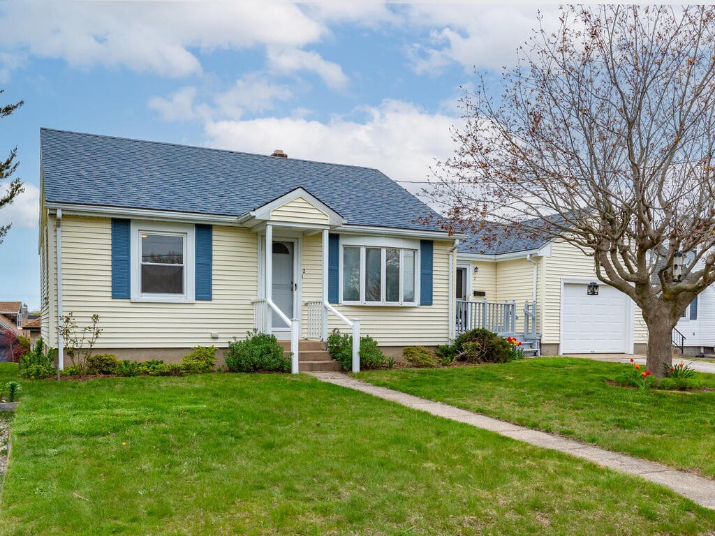 2 Thompson Avenue Westerly, RI 02891 - Photo 1 of 36 Gallery Image 1