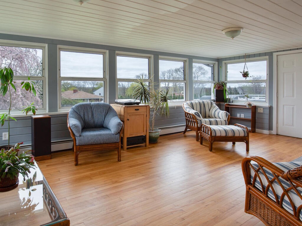 2 Thompson Avenue Westerly, RI 02891 - Photo 14 of 36 Gallery Image 14