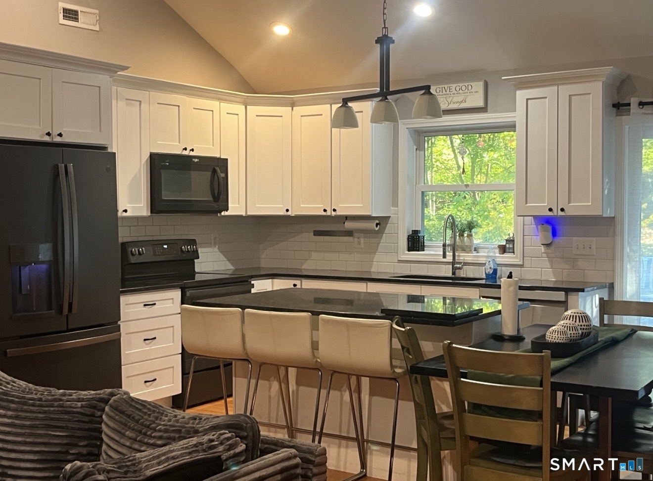 15 Stein Road Ellington, CT 06029 - Photo 3 of 9 Gallery Image 3