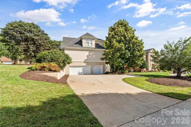 $699,000 | 308 41st Ave Place Northwest, Hickory, NC 28601