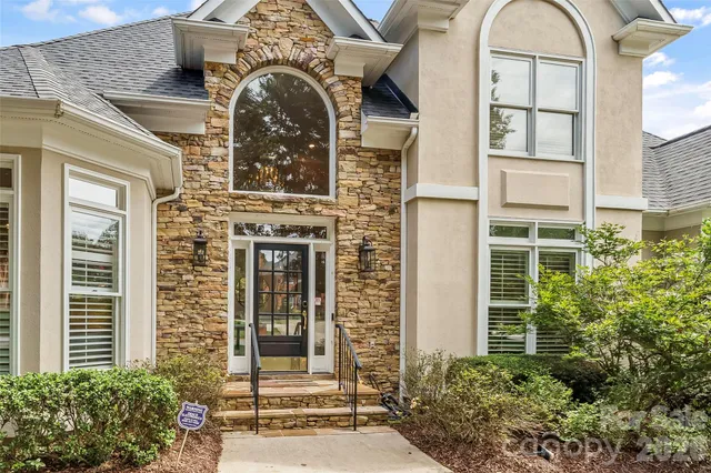 $699,000 | 308 41st Ave Place Northwest, Hickory, NC 28601