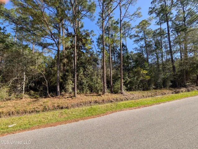 $6,000 | West Clay Lot39 Street, Bay St. Louis, MS 39520