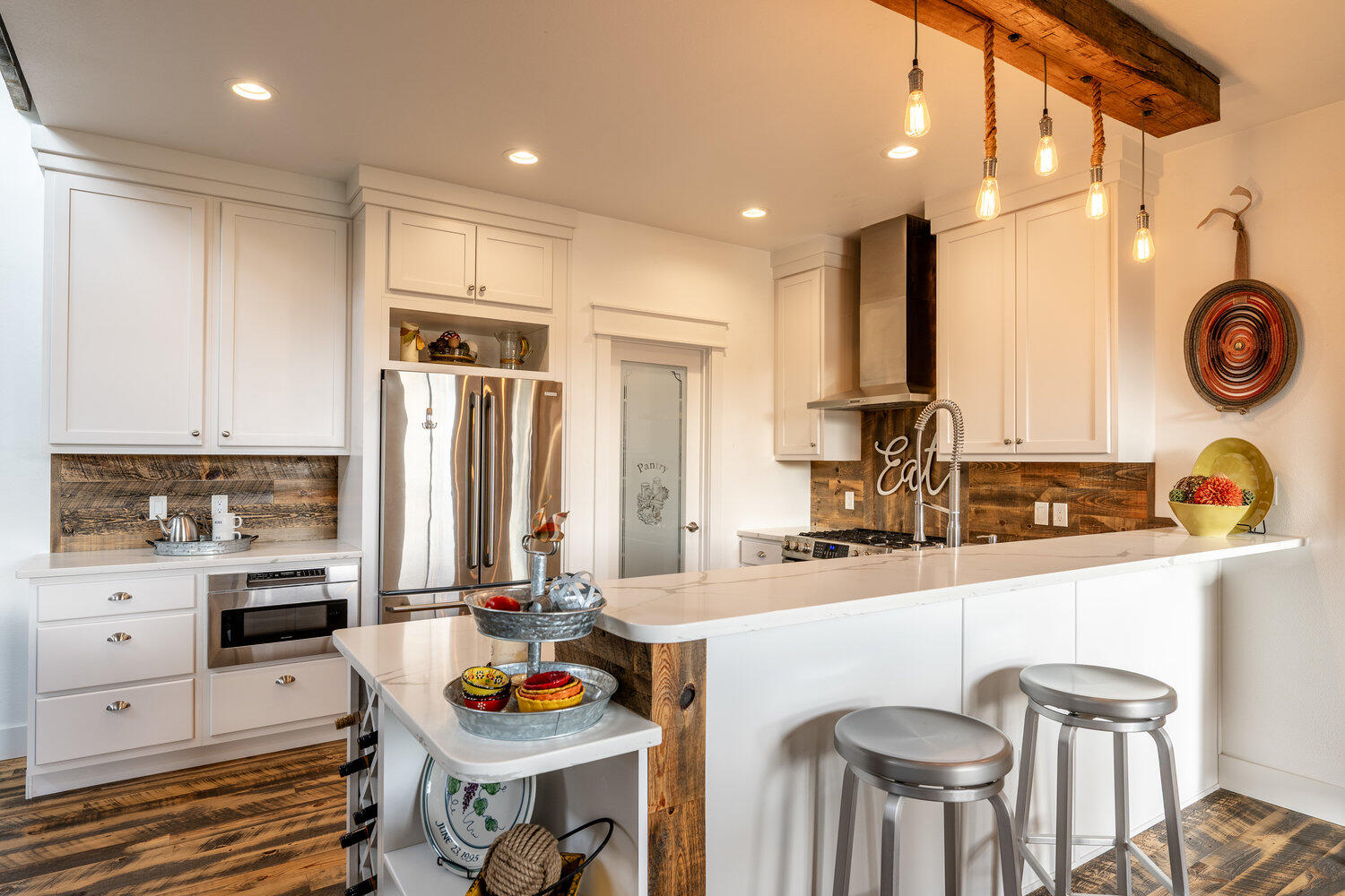 35 Primrose Lane Sheridan, WY 82801 - Photo 6 of 55 Kitchen