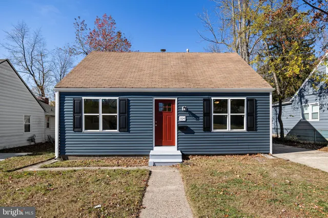 $2,300 | 104 West Park Avenue, Lindenwold, NJ 08021