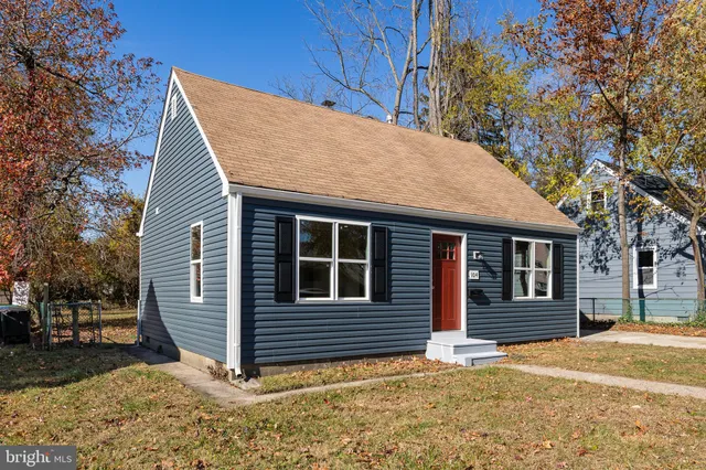 $2,300 | 104 West Park Avenue, Lindenwold, NJ 08021