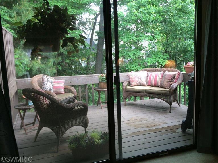 2585 Knightsbridge Road Southeast Grand Rapids, MI 49546 - Photo 10 of 12 Additional Photo