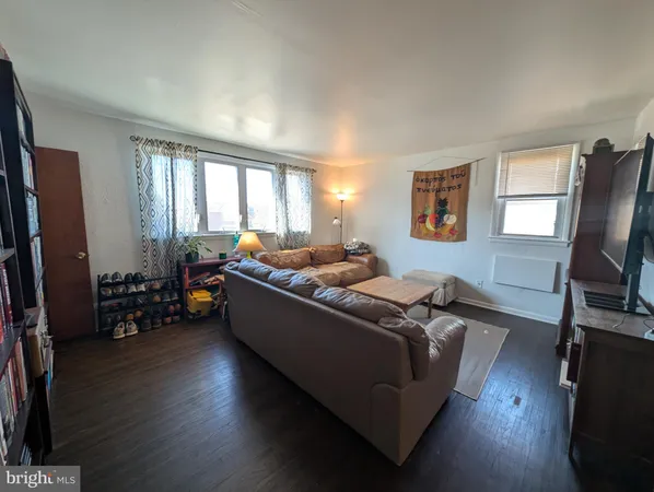 $1,350 | 910 Durard Road, Unit 2, Philadelphia, PA 19150