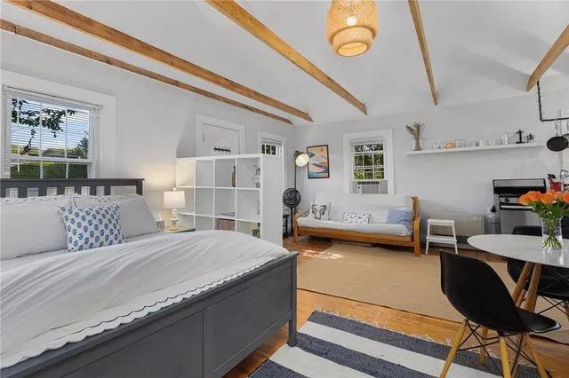 $1,850 | 109 Allston Avenue, Middletown, RI 02842