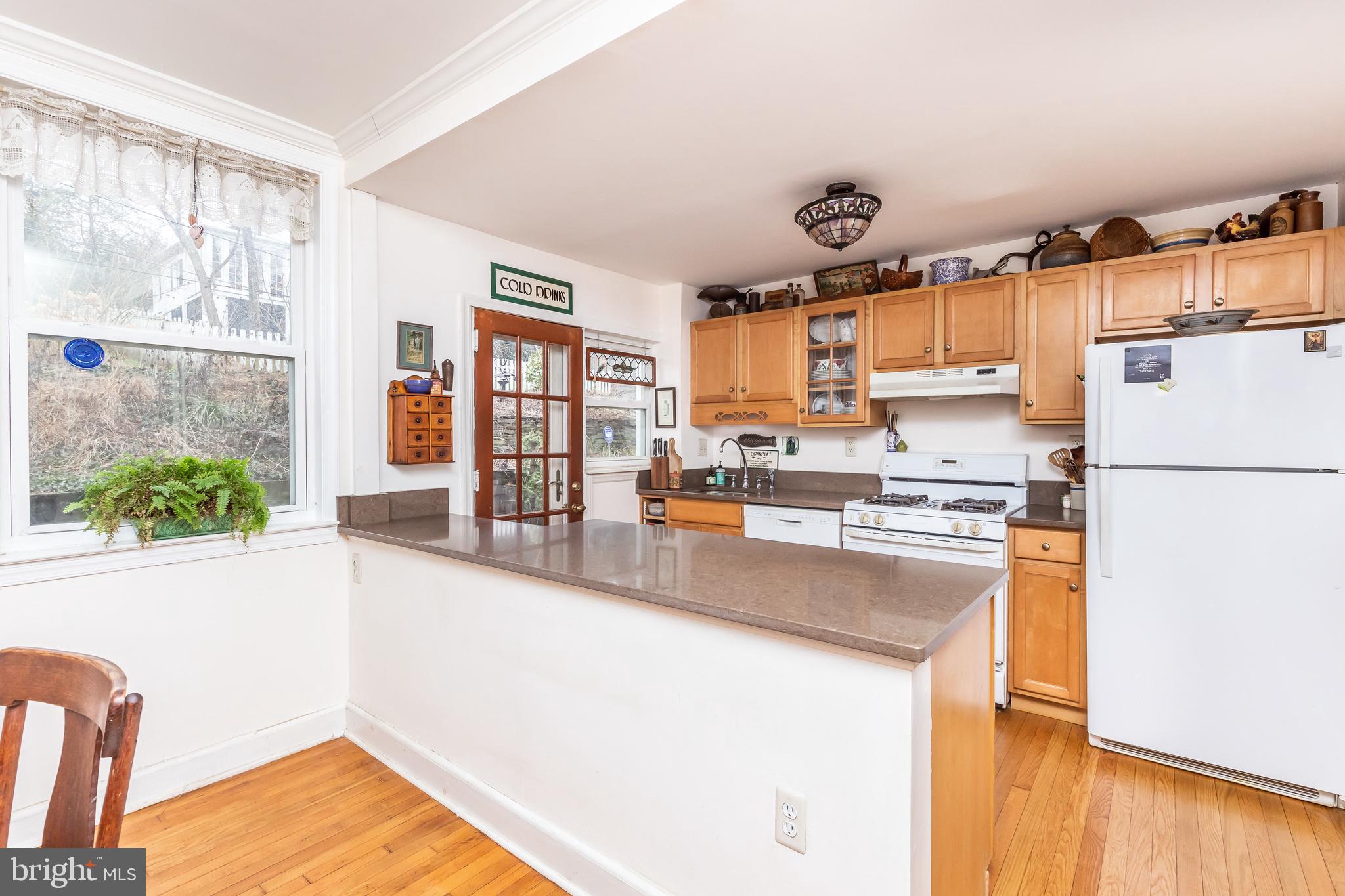 5203 Falls Road, Unit 14 Baltimore, MD 21210 - Photo 13 of 48