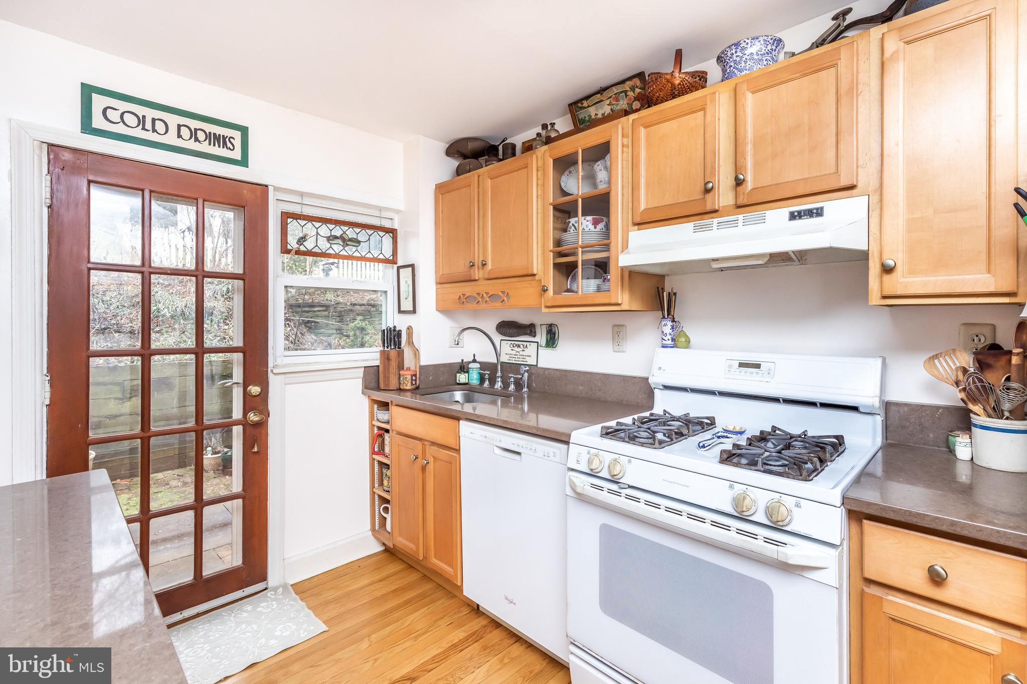 5203 Falls Road, Unit 14 Baltimore, MD 21210 - Photo 15 of 48