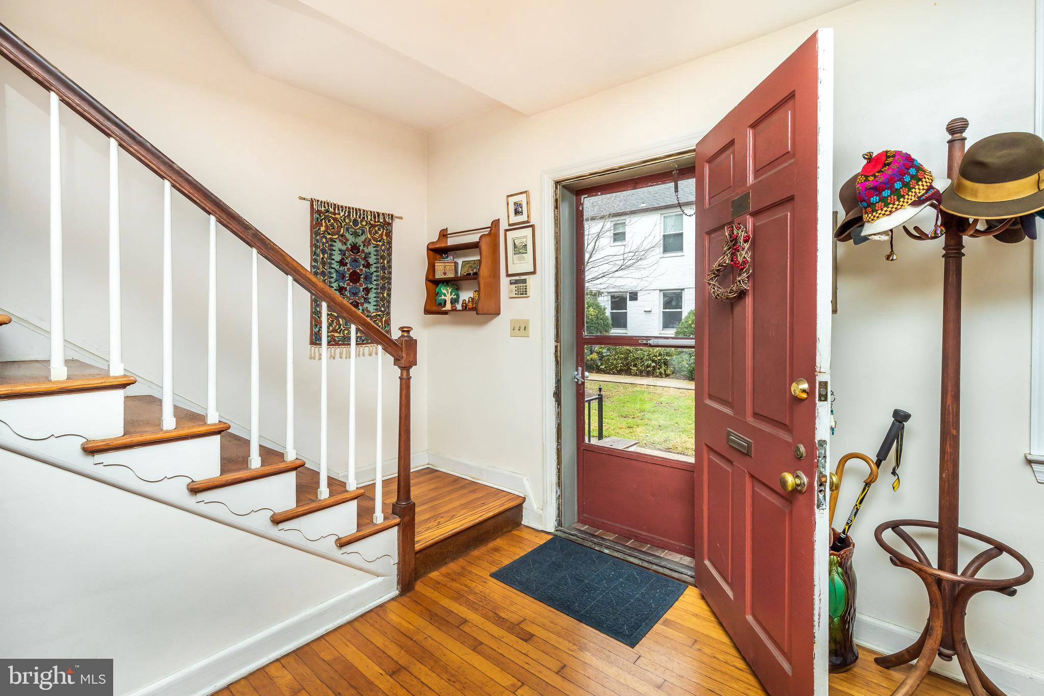 5203 Falls Road, Unit 14 Baltimore, MD 21210 - Photo 3 of 48