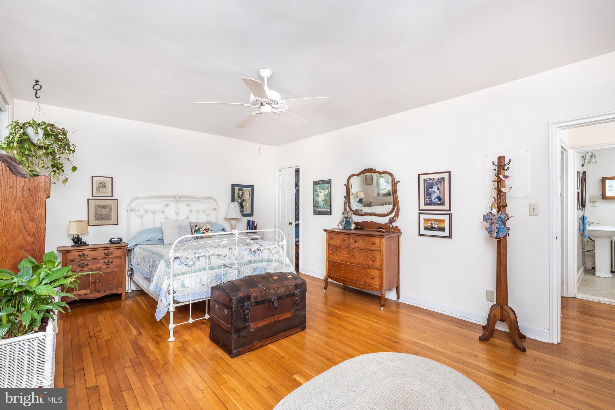 5203 Falls Road, Unit 14 Baltimore, MD 21210 - Photo 25 of 48