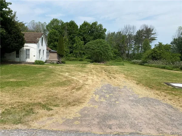 $275,000 | 5403 Willow Place, Verona, NY 13478