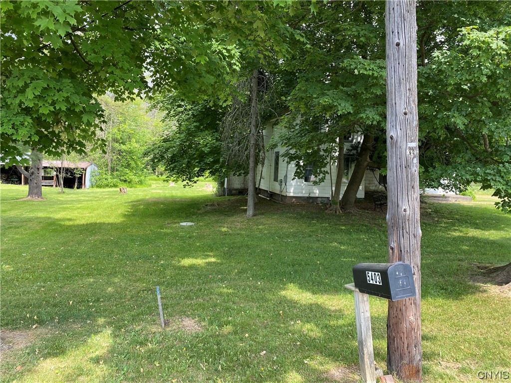 5403 Willow Place Verona, NY 13478 - Photo 2 of 5 side