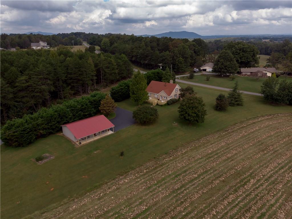 6211 Smith Road Vale, NC 28168 - Photo 3 of 36