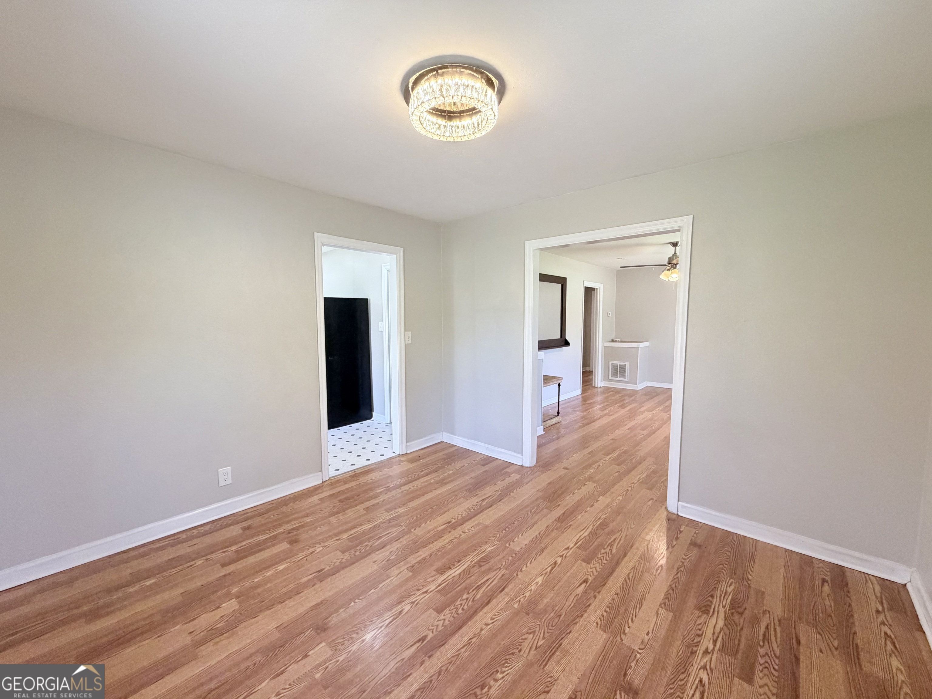 73 Cade Street Hartwell, GA 30643 - Photo 9 of 21