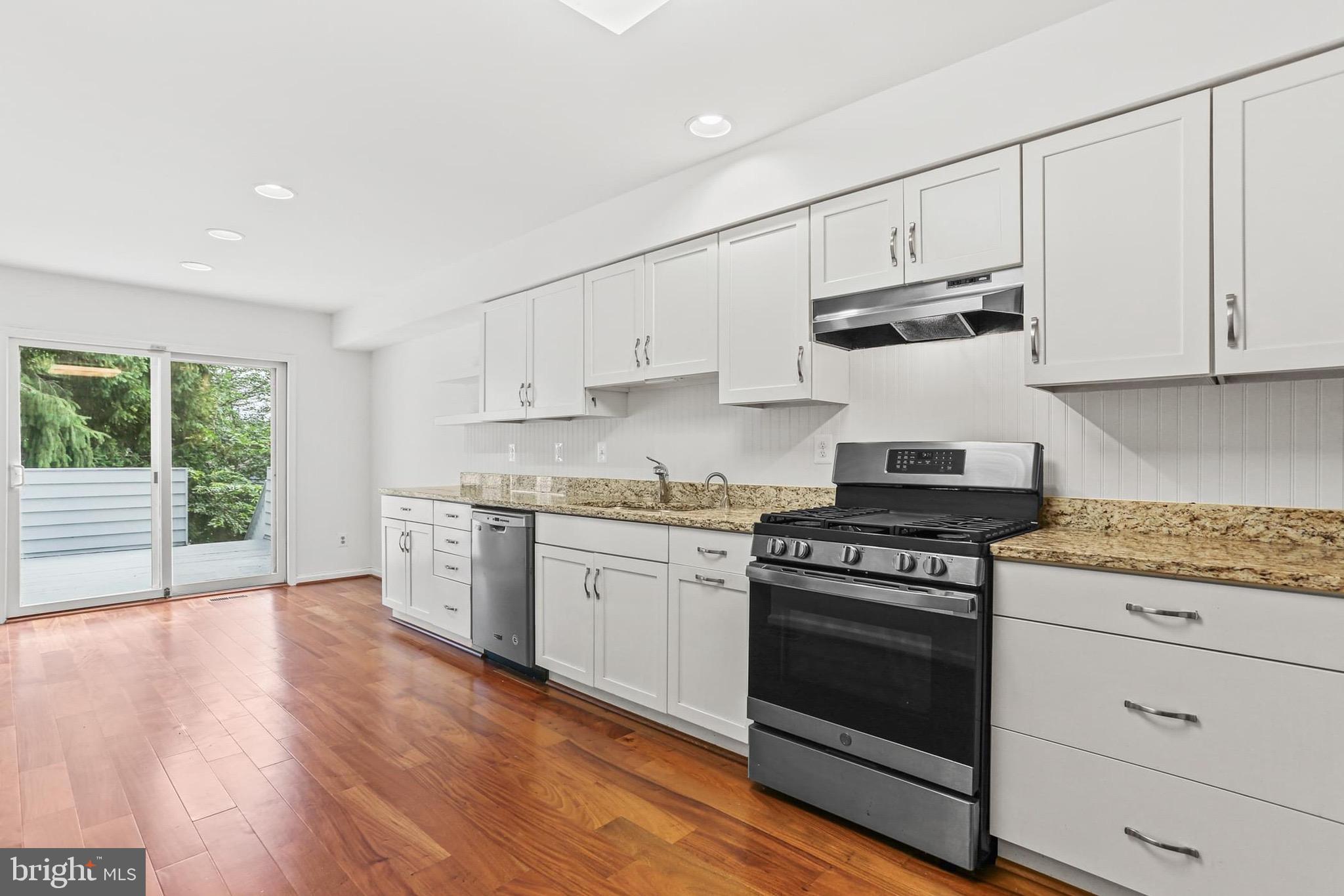 breakfast nook in kitchen