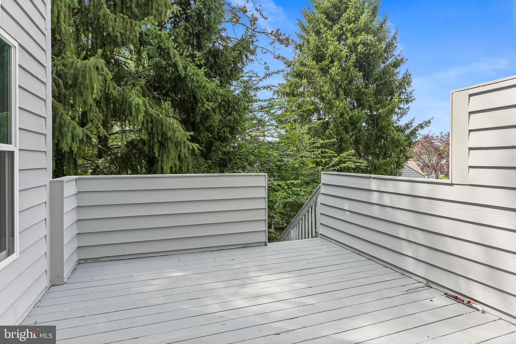 deck off kitchen