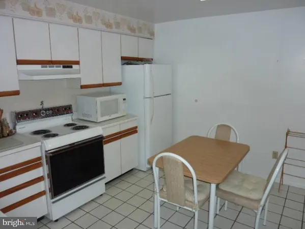 $169,000 | 2903 Fallstaff Road, Unit 503, Baltimore, MD 21209