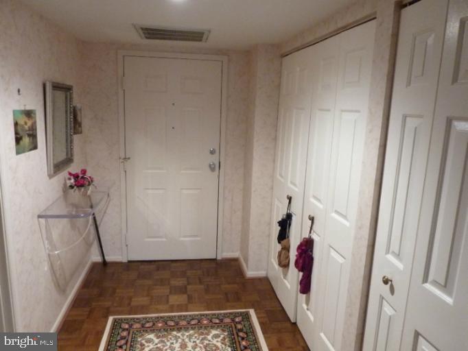 2903 Fallstaff Road, Unit 503 Baltimore, MD 21209 - Photo 6 of 20
