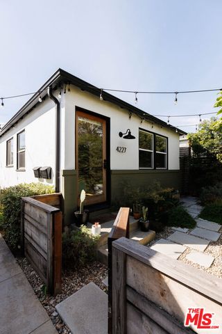 a house view with a outdoor space
